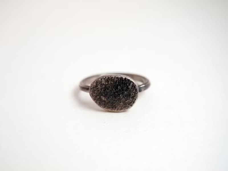 【Coal 系列】 #a311 灰融岩戒指(9號)-金工手作銀飾