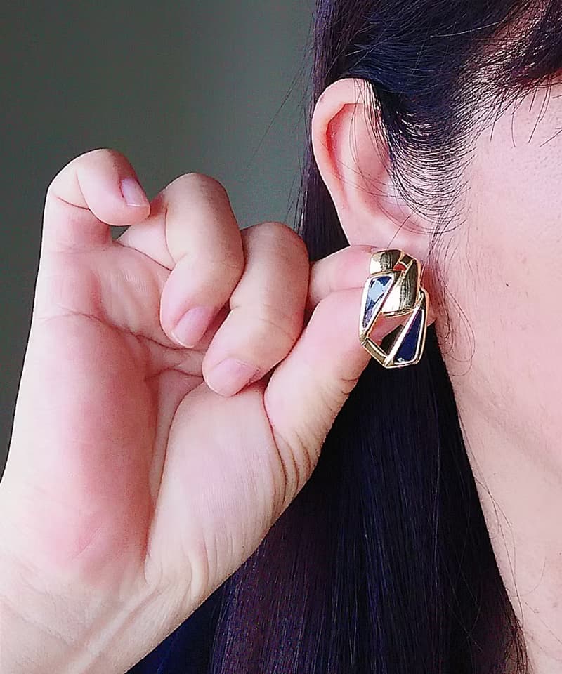 Vintage Jewelry 西洋古董飾品 MONET 簡約 針式耳環