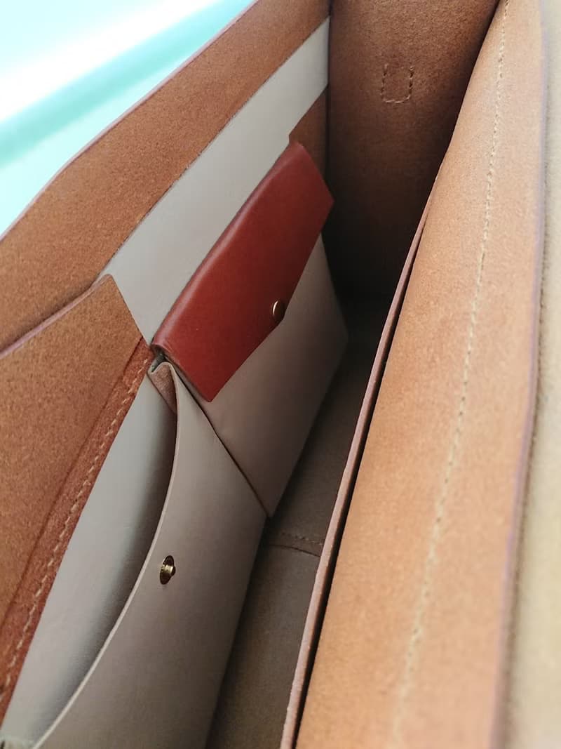 尊爵黑英倫風側背包。手工縫製。訂製。型男禮物