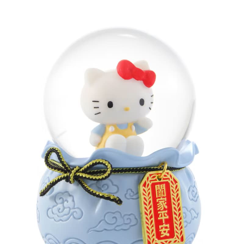 Hello Kitty 闔家平安御守水晶球音樂盒生日聖誕交換禮物新居開運