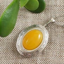 Honey Yellow Agate Silver Oval Photo Locket Pendant Necklace Woman Jewelry Gift