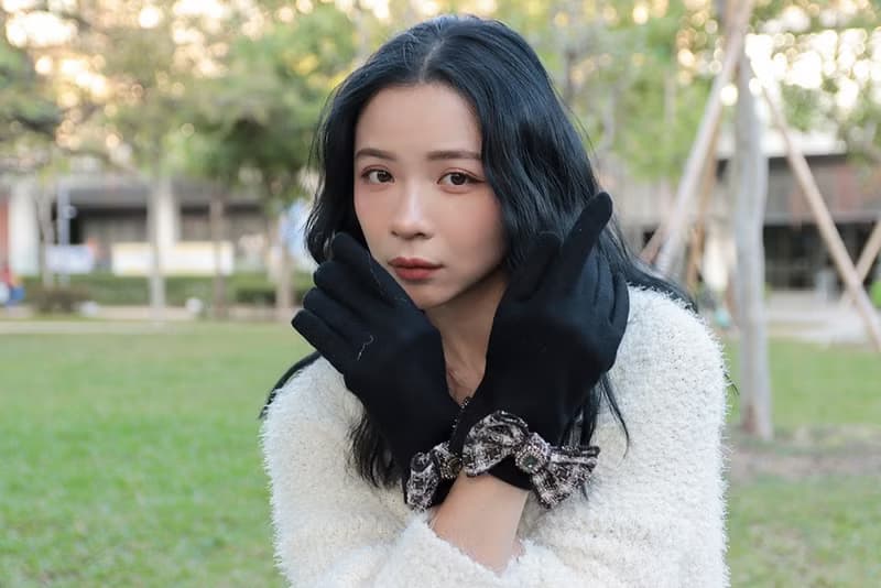 unni蝶飛若舞羊絨手套(禦寒.保暖.觸屏)擋風 滑雪 絨毛 gloves 羊