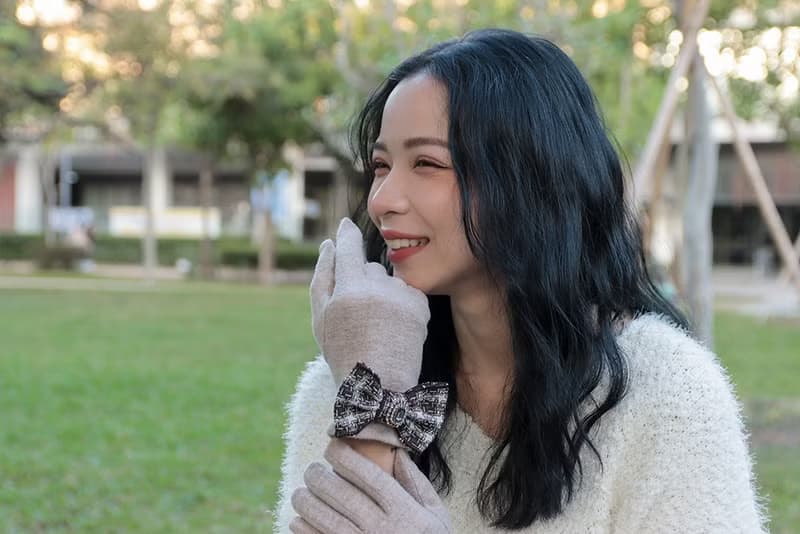 unni蝶飛若舞羊絨手套(禦寒.保暖.觸屏)擋風 滑雪 絨毛 gloves 羊