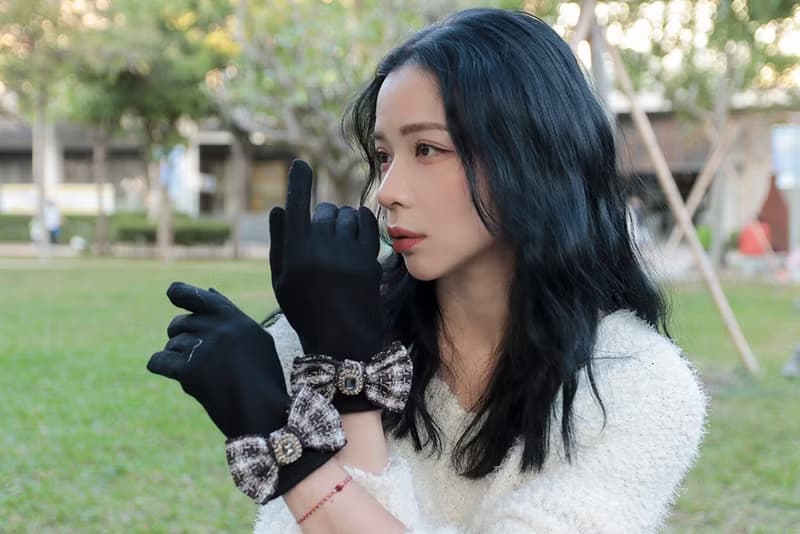 unni蝶飛若舞羊絨手套(禦寒.保暖.觸屏)擋風 滑雪 絨毛 gloves 羊