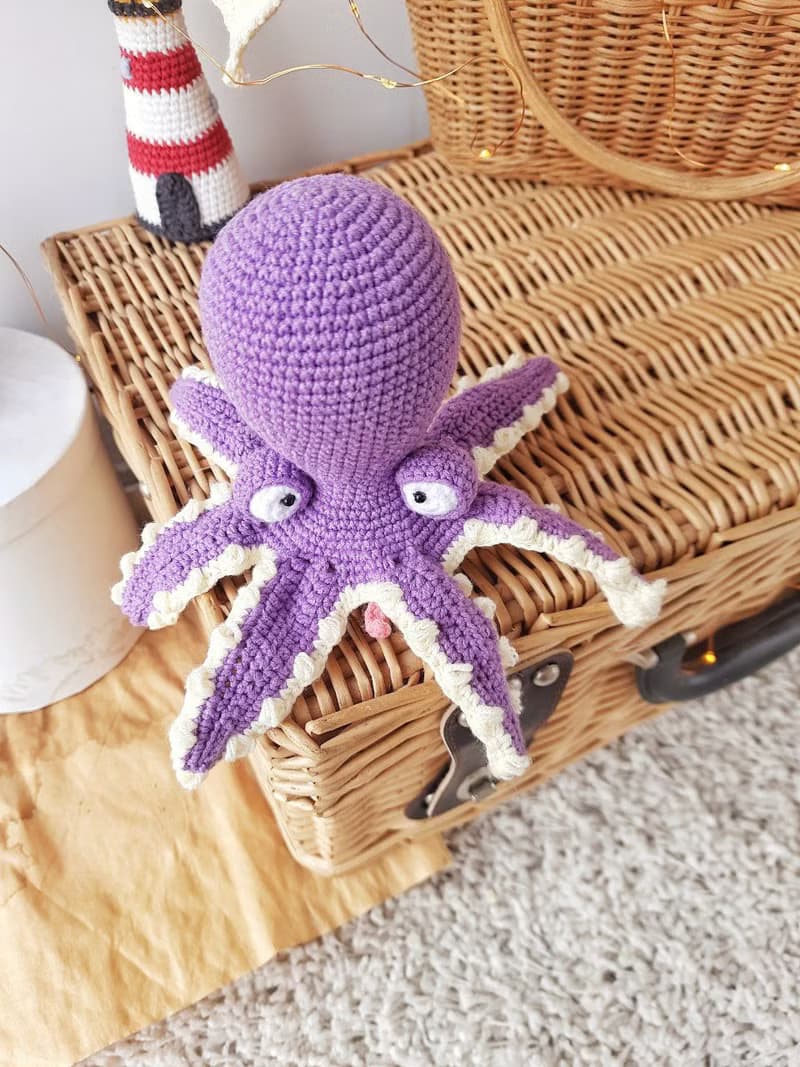 Soft toy octopus. Purple octopus crocheted from cotton yarn. Octopus is 7 inches