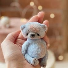 Little teddy bear Barry