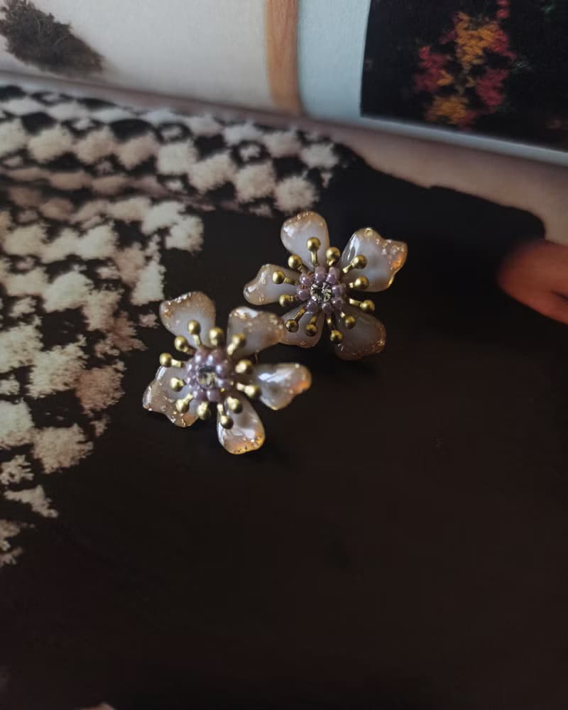 【孤品限定】金箔銅花白鋯耳環