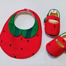 炎炎夏日紅紅西瓜手工鞋 .圍兜兜 .彌月禮.滿月禮6M~2Y