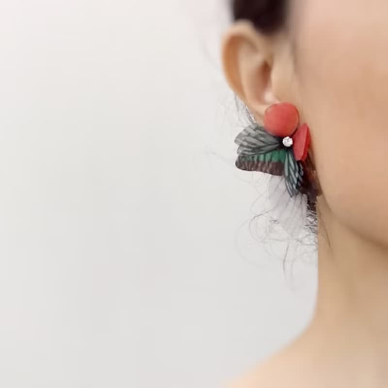 蝴蝶薄紗耳環一對&水鑽925銀耳針式 pierced or clip-on earring