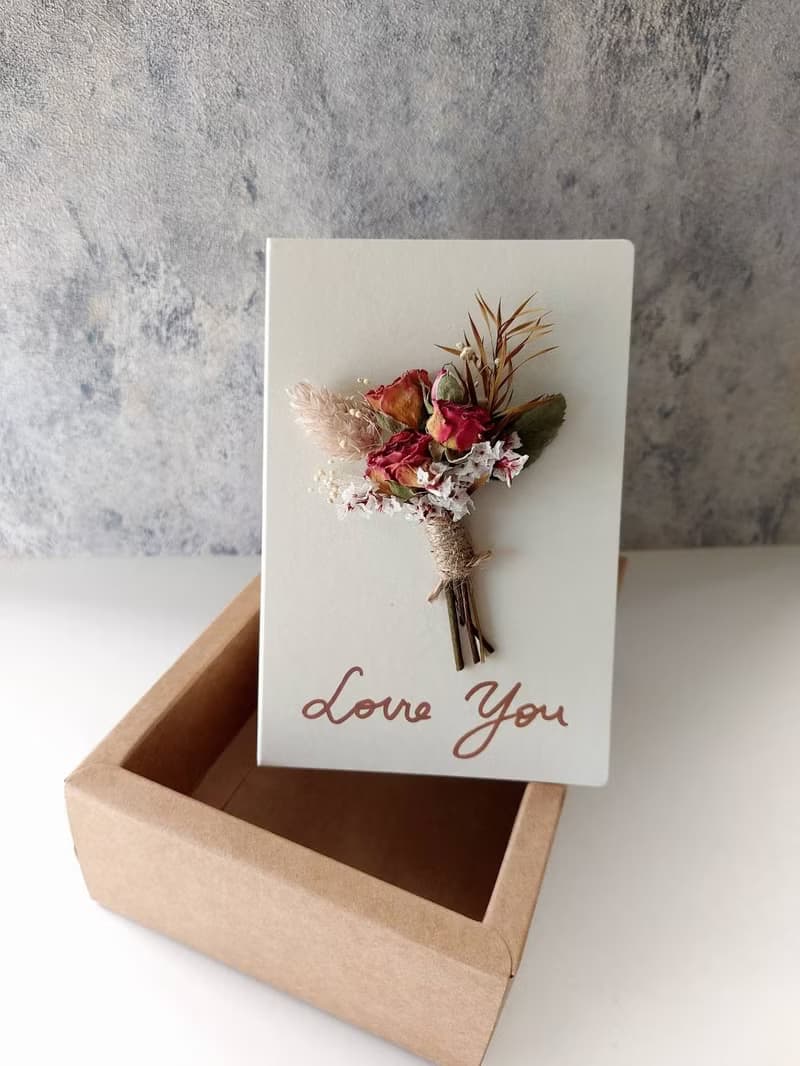 乾燥玫瑰花卡片 乾燥花束卡片 七夕情人節. 附盒裝