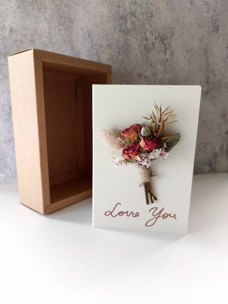 乾燥玫瑰花卡片 乾燥花束卡片 七夕情人節. 附盒裝
