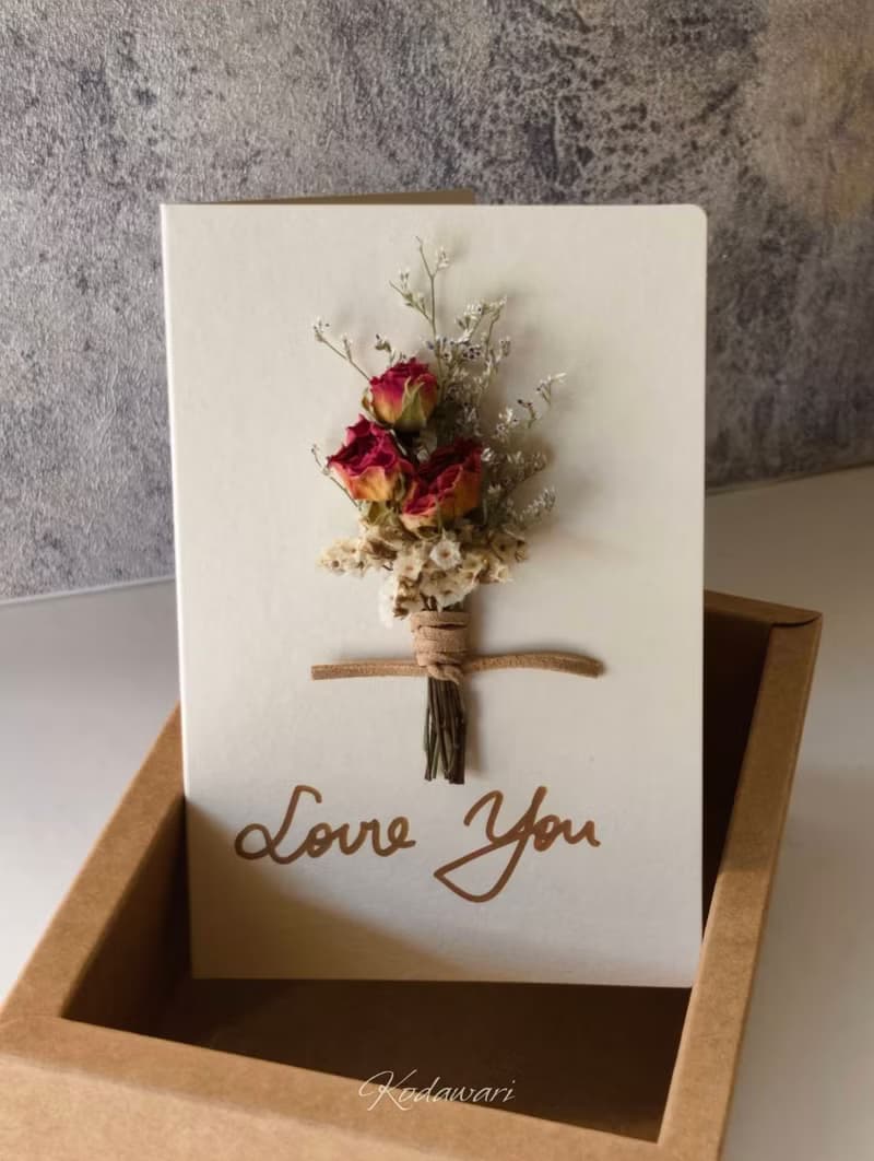 乾燥玫瑰花卡片 乾燥花束卡片 七夕情人節. 附盒裝