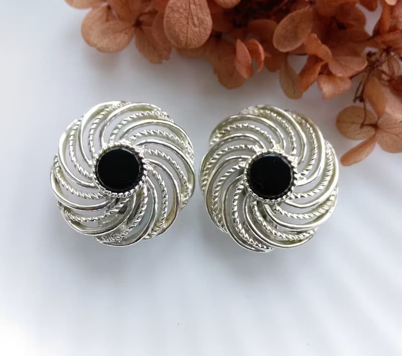 Vintage Jewelry 西洋古董飾品 SARAH COV Mystic Swirl 夾式耳環