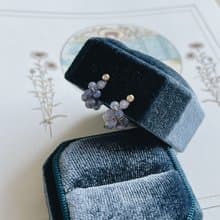 Enko |  瑪麗的頗白 14K包金 坦桑石無痛耳夾