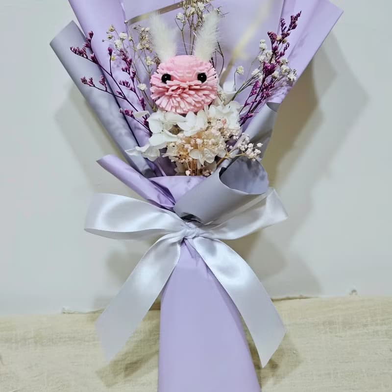 索拉兔兔花束