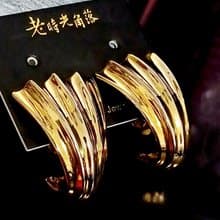 vintage jewelry  古董金色鴨蹼型夾式耳環