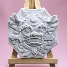 鎮宅開運石 獅咬劍 鎮宅平安 風水擺飾 多種精油香氛任選 附木架