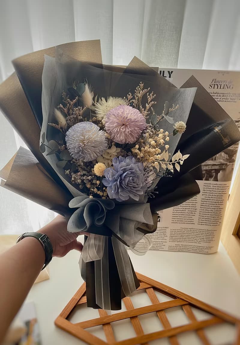 Miss。花謎 黯夜星空 擴香花束 畢業花束 韓式