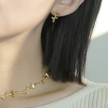 (925 Sterling Silver) Flower earrings