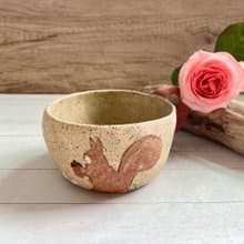 A Lu 小松鼠陶杯/禮物/手作手繪 美國進口含砂陶 原創僅此一件