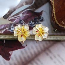 Vintage Jewelry 西洋古董飾品 堇花  花卉 小巧 優美 針式耳環