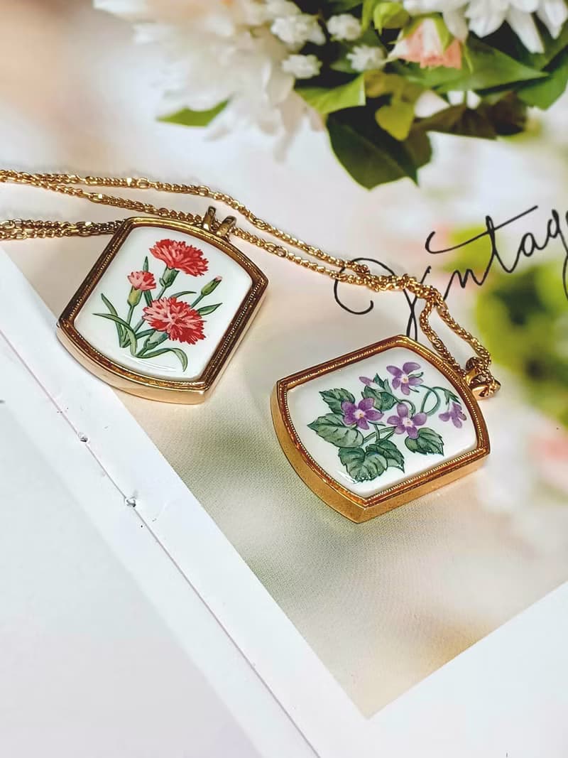 vintage jewelry  AVON  1980年 康乃馨 結梗 瓷繪紀念項鍊