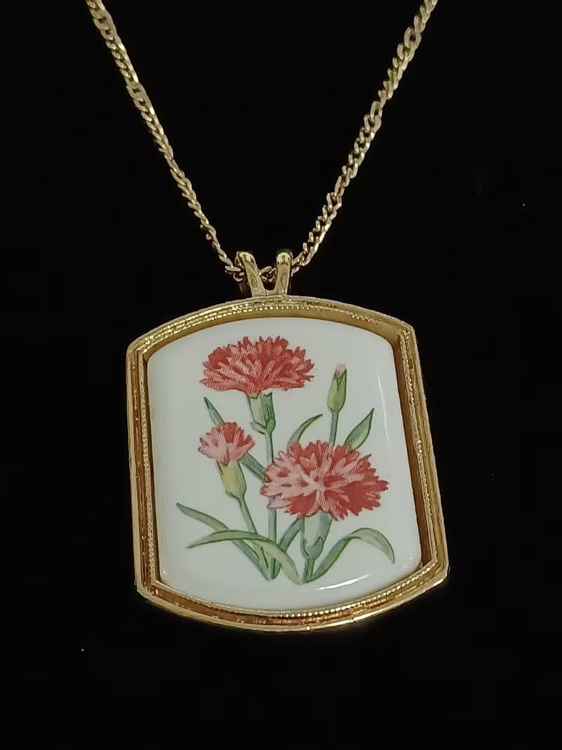 vintage jewelry  AVON  1980年 康乃馨 結梗 瓷繪紀念項鍊
