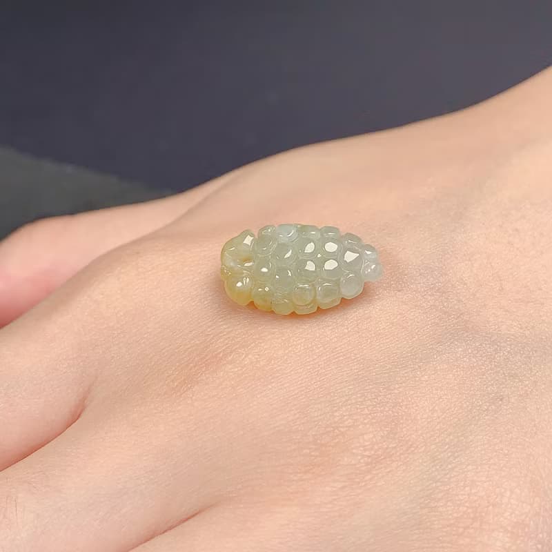 飄黃翡翠葡萄項鍊 | 天然緬甸玉A貨翡翠 | 送禮