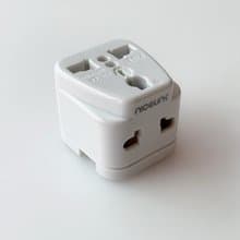 【出國一顆搞定】萬國轉接頭-全電壓