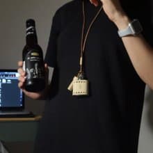 【復古皮藝項鍊】迷你酒壺雙行鏤空款-黃色