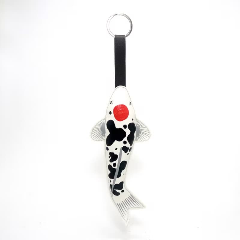 Koi Fish keychain, gift for animal lovers add charm to your bag.