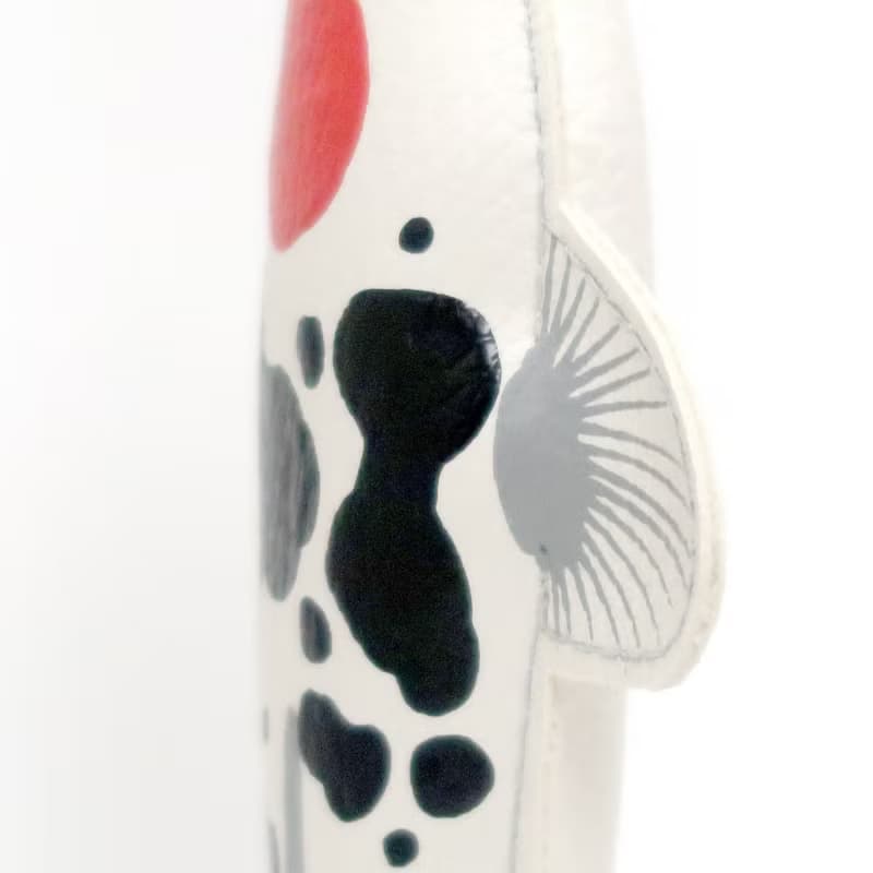 Koi Fish keychain, gift for animal lovers add charm to your bag.