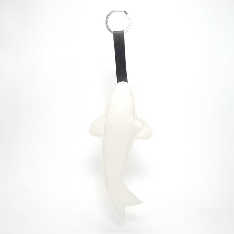 Koi Fish keychain, gift for animal lovers add charm to your bag.