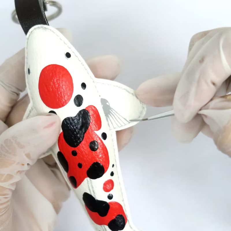 Koi Fish keychain, gift for animal lovers add charm to your bag.