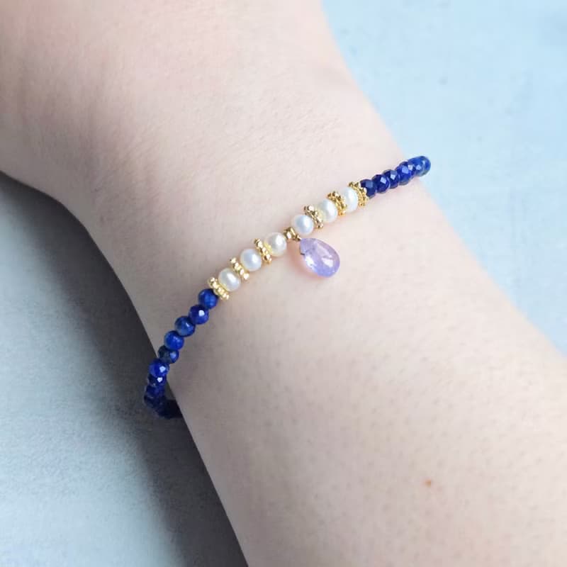 【日本製】シンデレラブルー　タンザナイト・淡水パールとラピスラズリの上品ブレスレット　医療用ステンレス使用