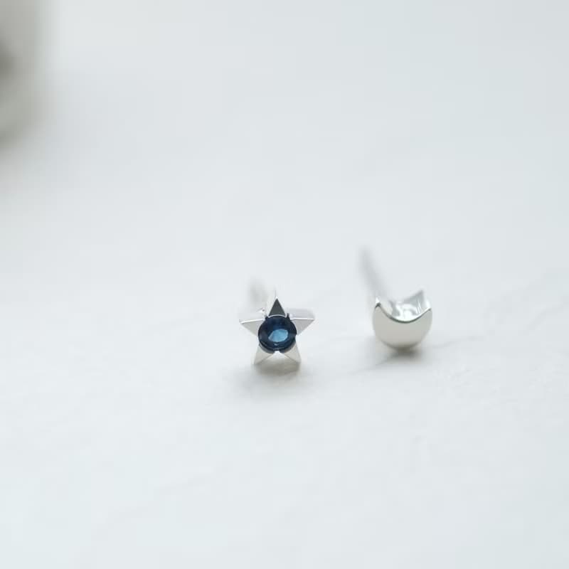 サファイア 星 & 三日月 極小 ピアス シルバー925