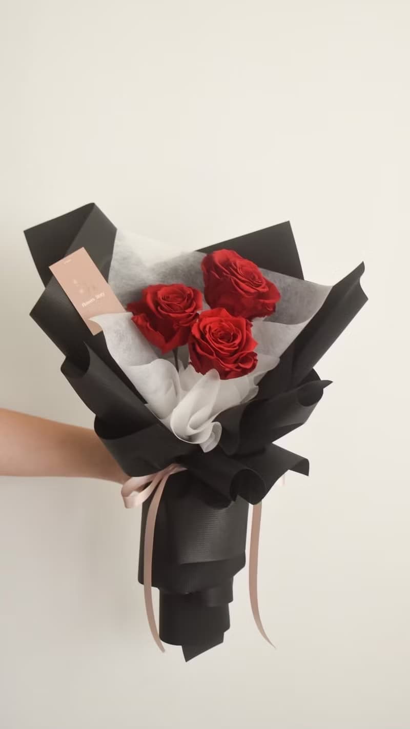 /厄瓜多玫瑰花束/求婚 七夕 情人節 儀式感 生日花束 告白 婚禮