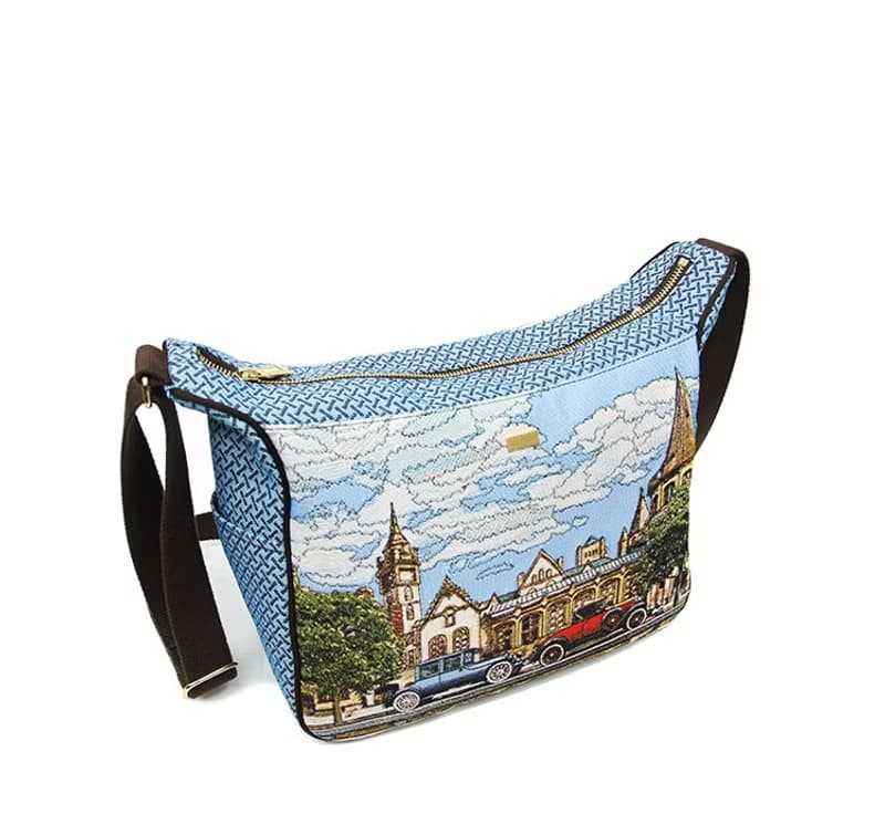 斜背包 貓耳 / 防潑水 平織緹花 復古汽車