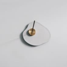 PEACEFUL LAKE 靜湖 | 黃銅漣漪線香座水泥盤・擴香盤