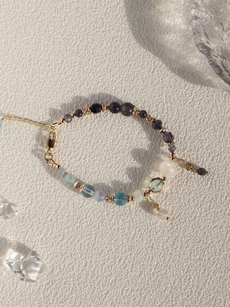人間青醒。堇青石 海水藍寶 月光石 14K包金 水晶礦石設計手鍊
