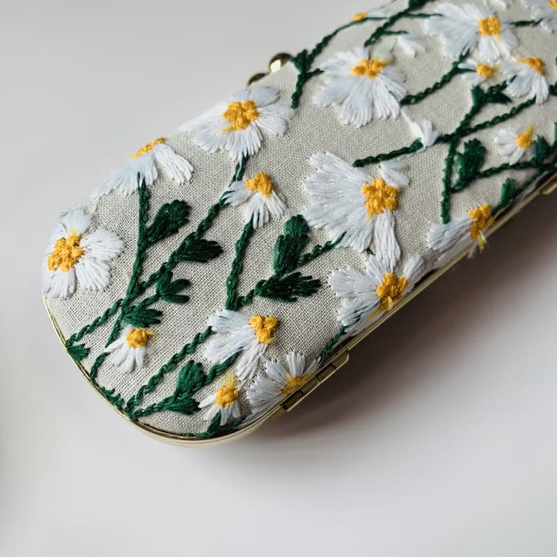 小雛菊刺繡眼鏡盒/筆盒/首飾盒