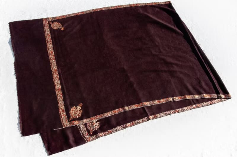 喀什米爾Cashmere 刺繡羊絨圍巾 純羊毛圍巾披巾 戒指絨披肩-花朵