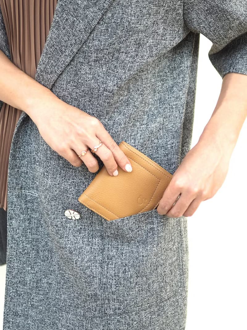 Hannah (Vanilla) : Small leather short wallet, folded wallet, Mini wallet