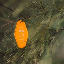 剛強【話語系列 彩色鑰匙圈】美式復古旅館 鑰匙牌 14色