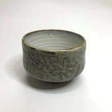 曾永鴻  灰釉刻花杯