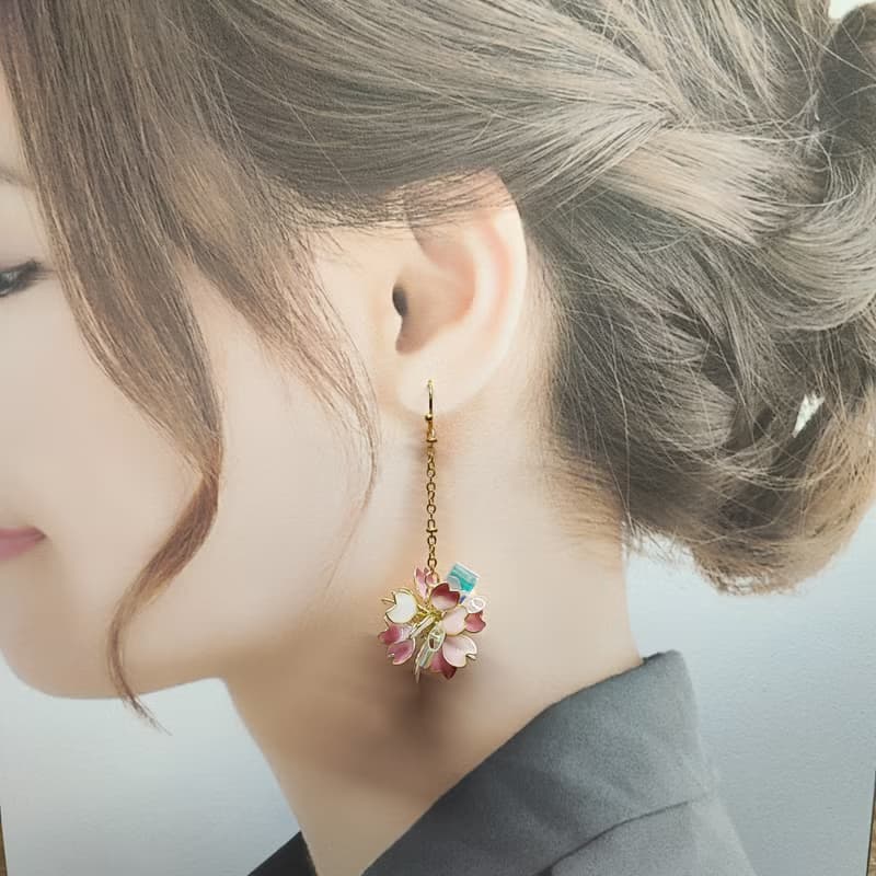 彩櫻花球耳飾