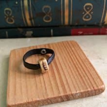 戒指 日本白瓷 自然釉色 無限看不膩色調 真皮革 自然系列