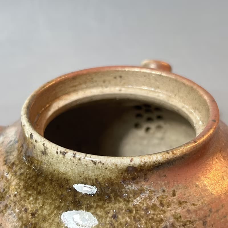 柴燒重落灰側把茶壺 / 小平凡手作