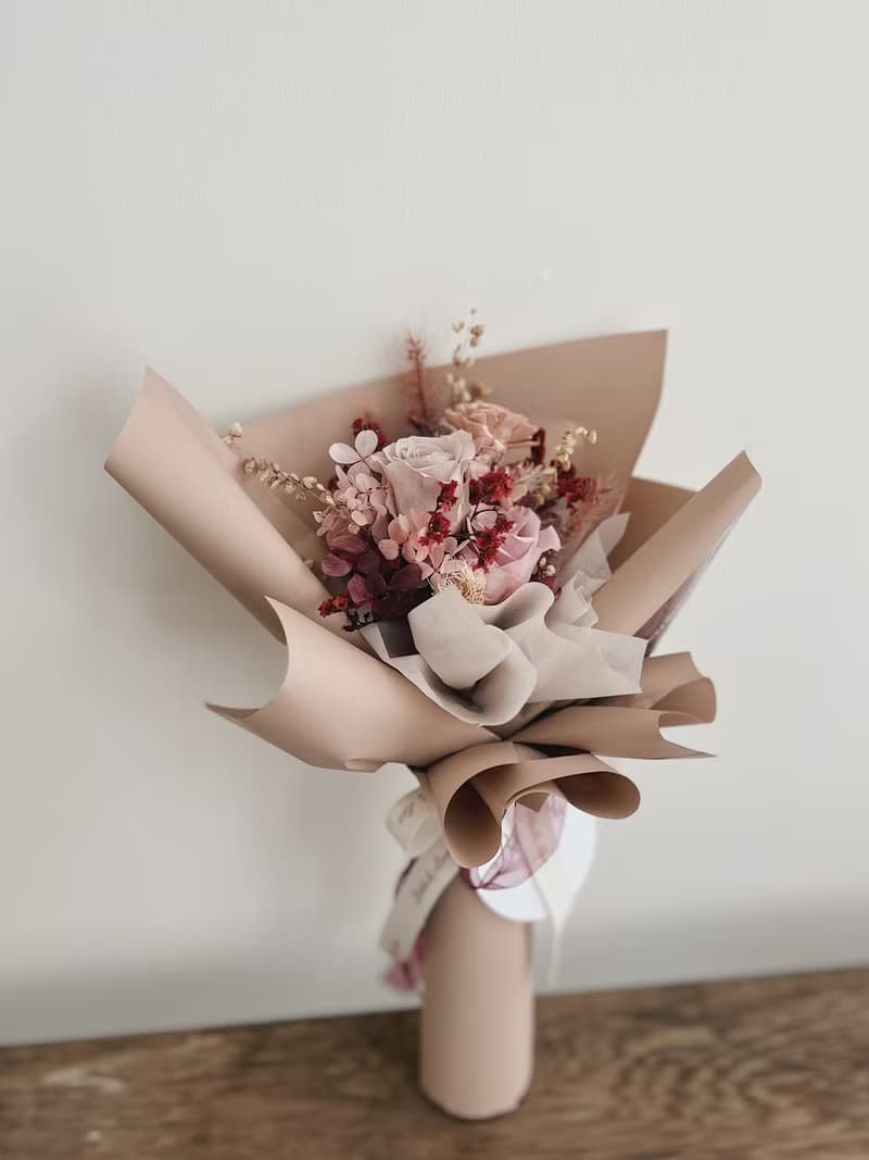 【永生玫瑰花花束】• 情人節/永生玫瑰花/永生玫瑰花花束/玫瑰花