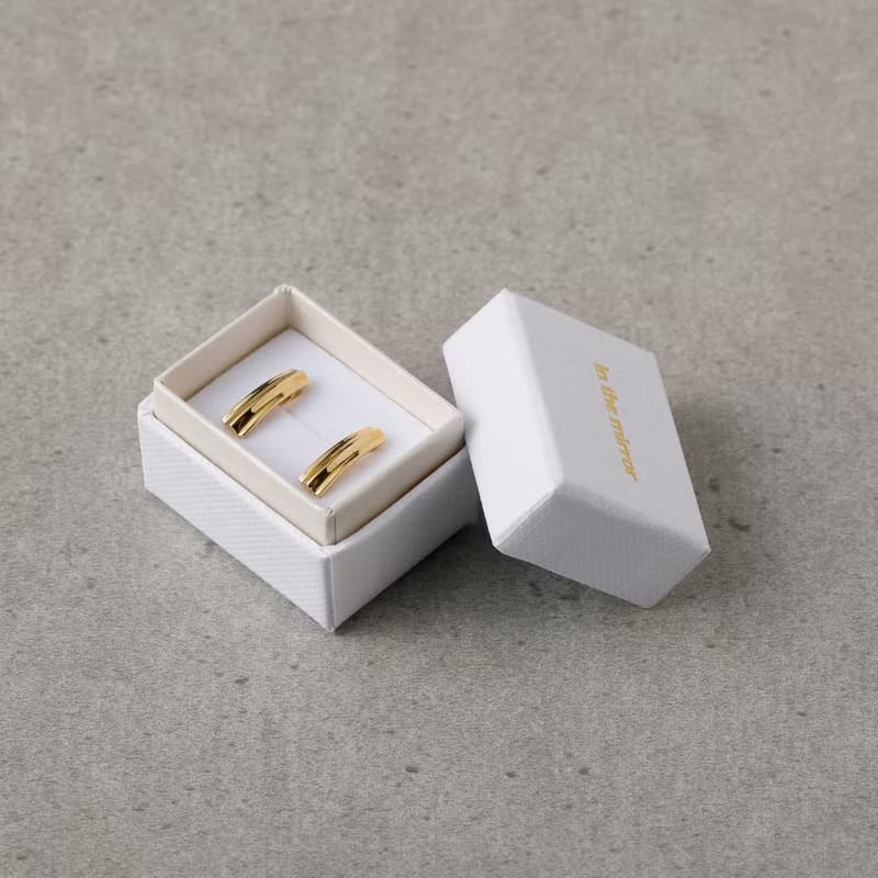scoop-line loop-fit earring GD　ループフィットイヤリング　スタイリッシュでシンプルなデザイン 　ゴールド